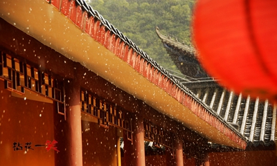 佛教摄影原创——雨中的东华禅寺